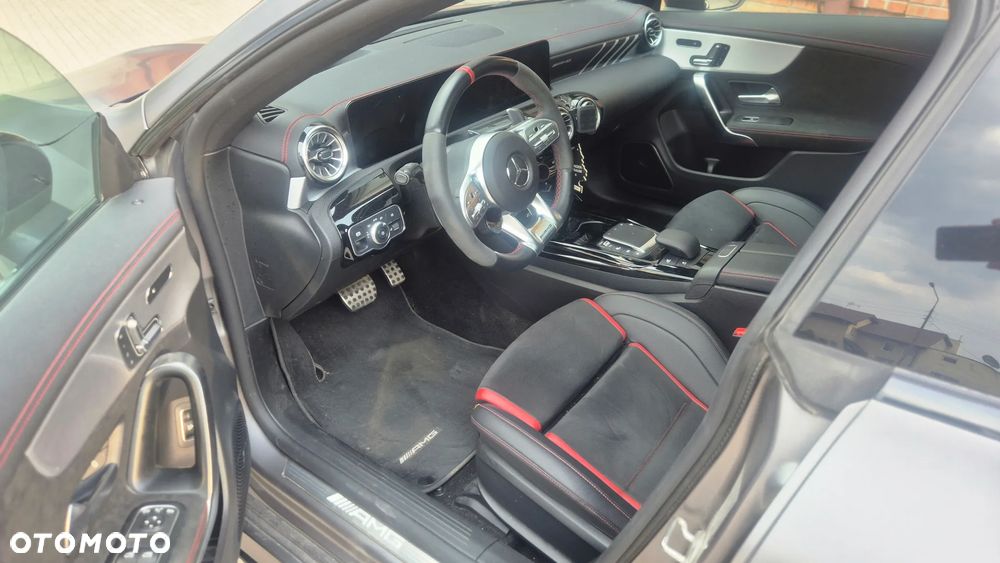 Mercedes-Benz CLA AMG 45 S 4-Matic 8G-DCT - 17