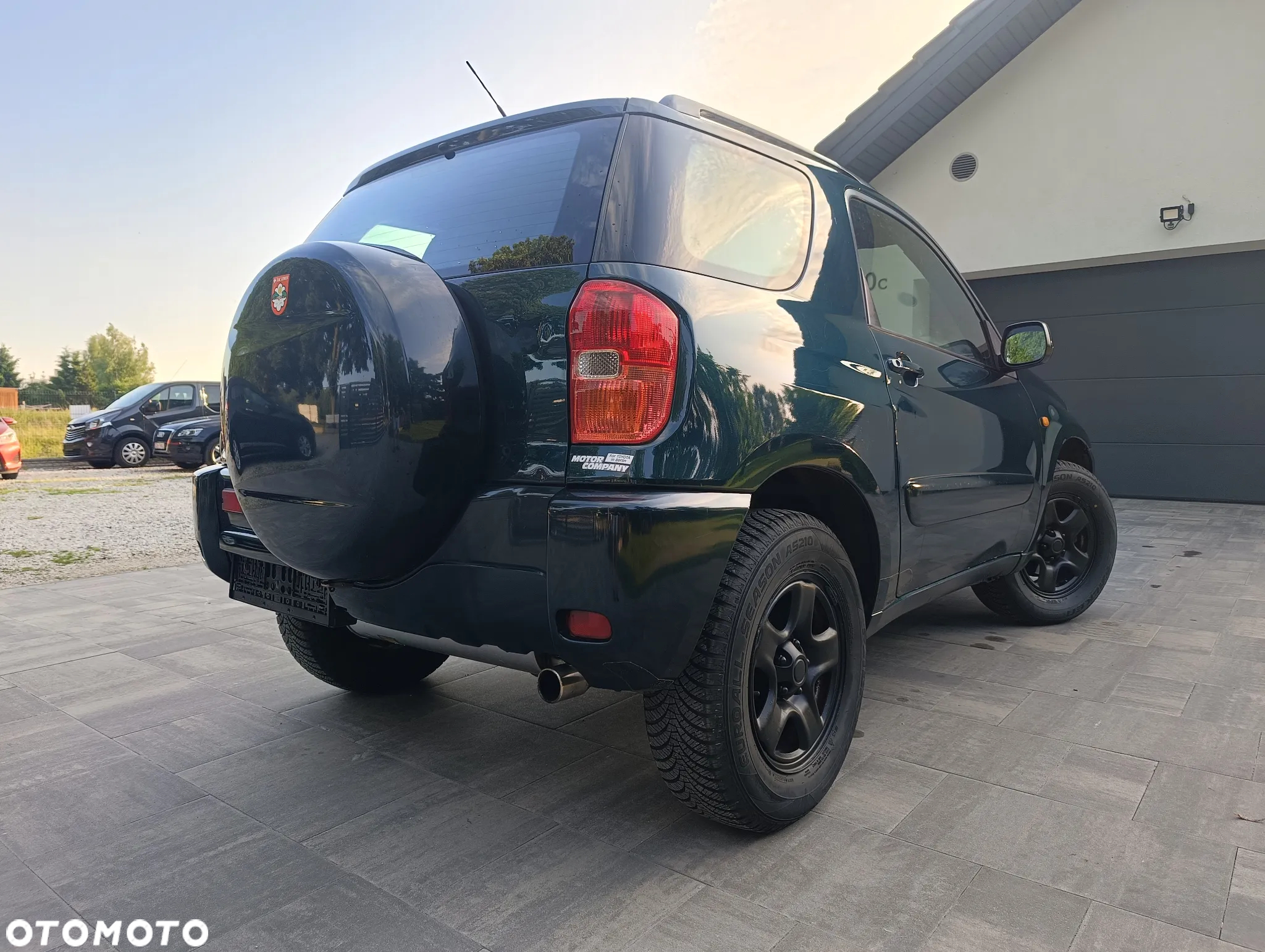Toyota RAV4 1.8 VVT-i 4x2 - 5