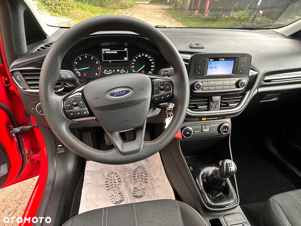 Ford Fiesta 1.1 Trend - 19