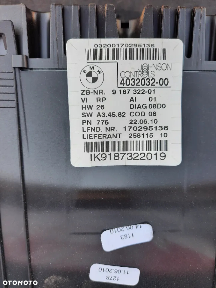 LICZNIK ZEGARY 4032032 BMW E87 LIFT 2.0 B 3D - 4