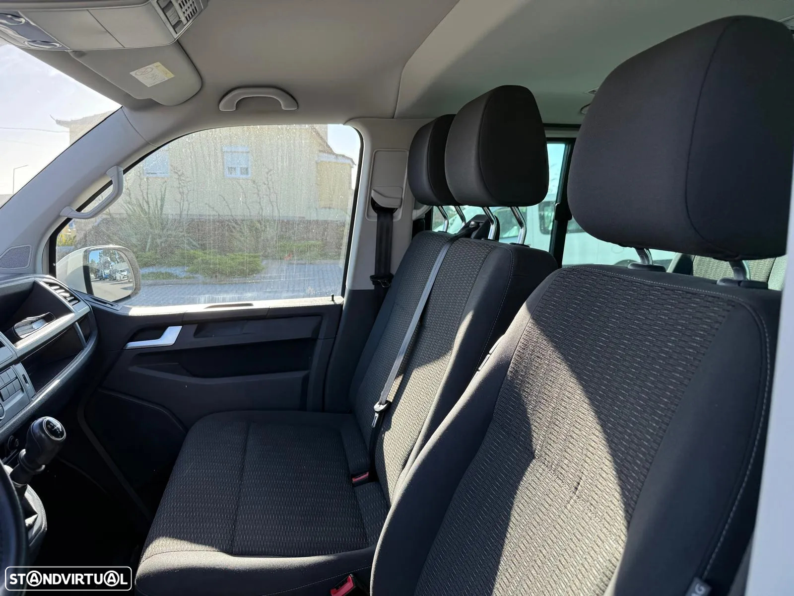 VW Caravelle 2.0 TDi BM Longa Comfortline - 21