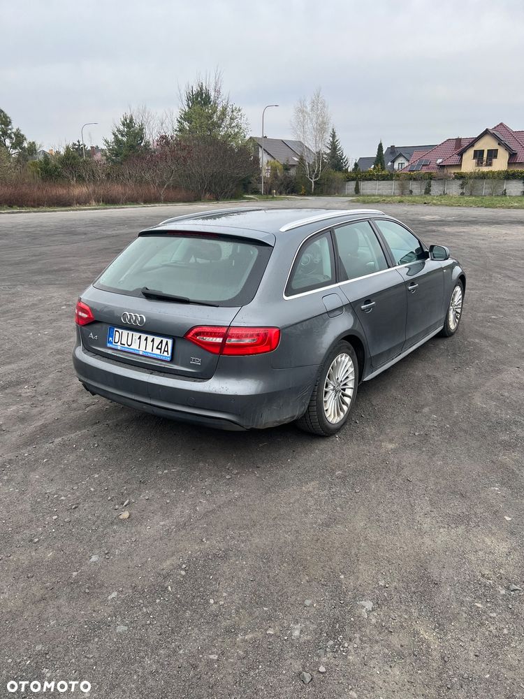 Audi A4 Avant 2.0 TDI Quattro - 4