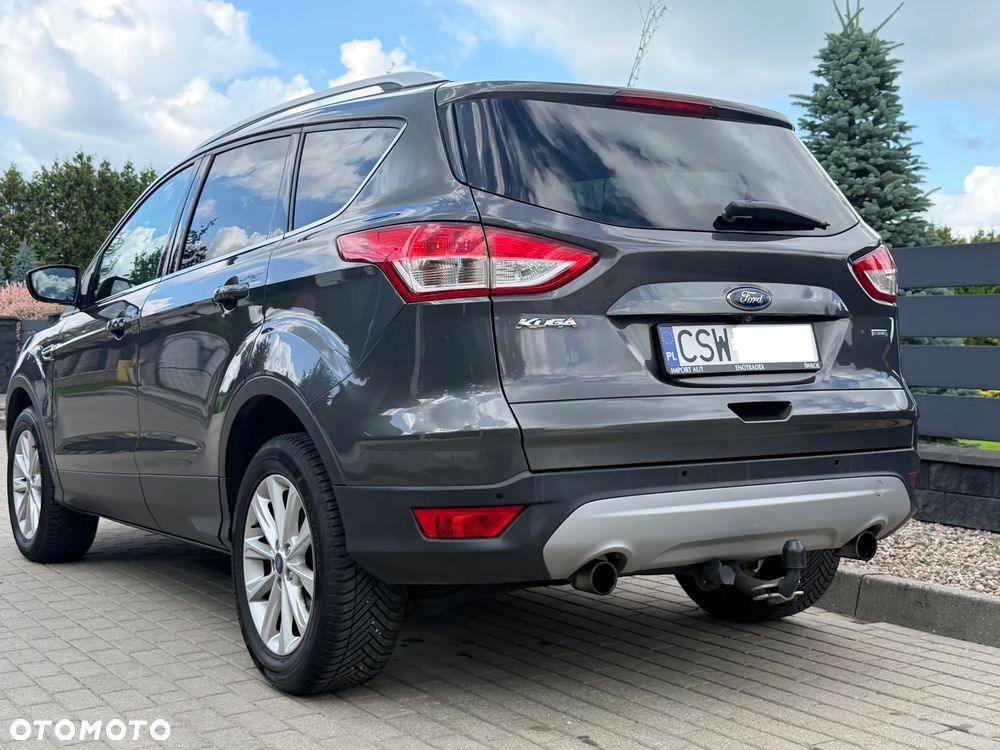 Ford Kuga 1.5 EcoBoost 2x4 Titanium - 3