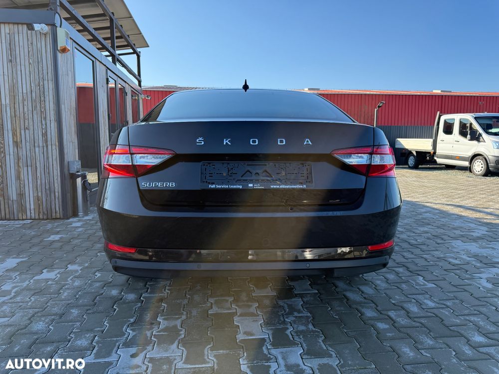 Skoda Superb 1.5 TSI ACT DSG Ambition - 7