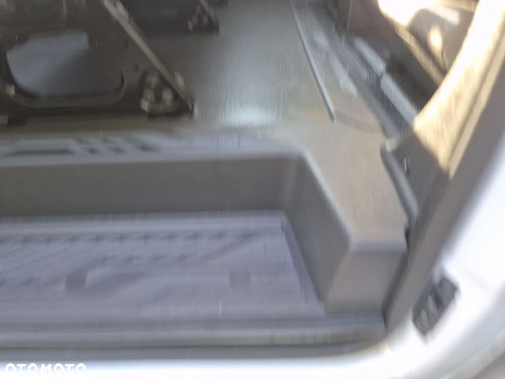 Ford TRANSIT 2.0 130KM - 18