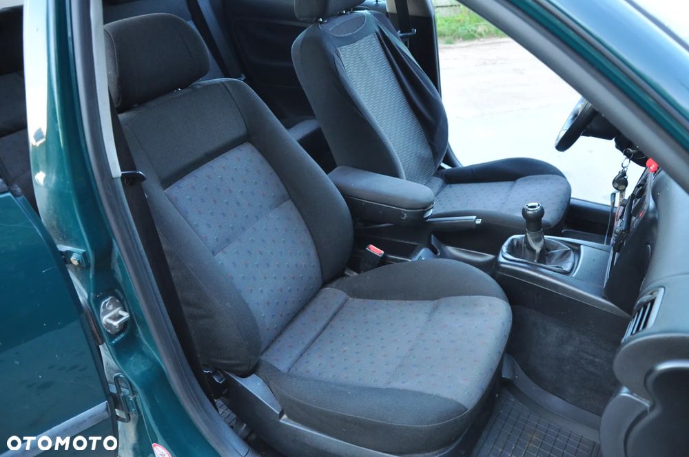 Volkswagen Passat 1.9 TDI CL - 26