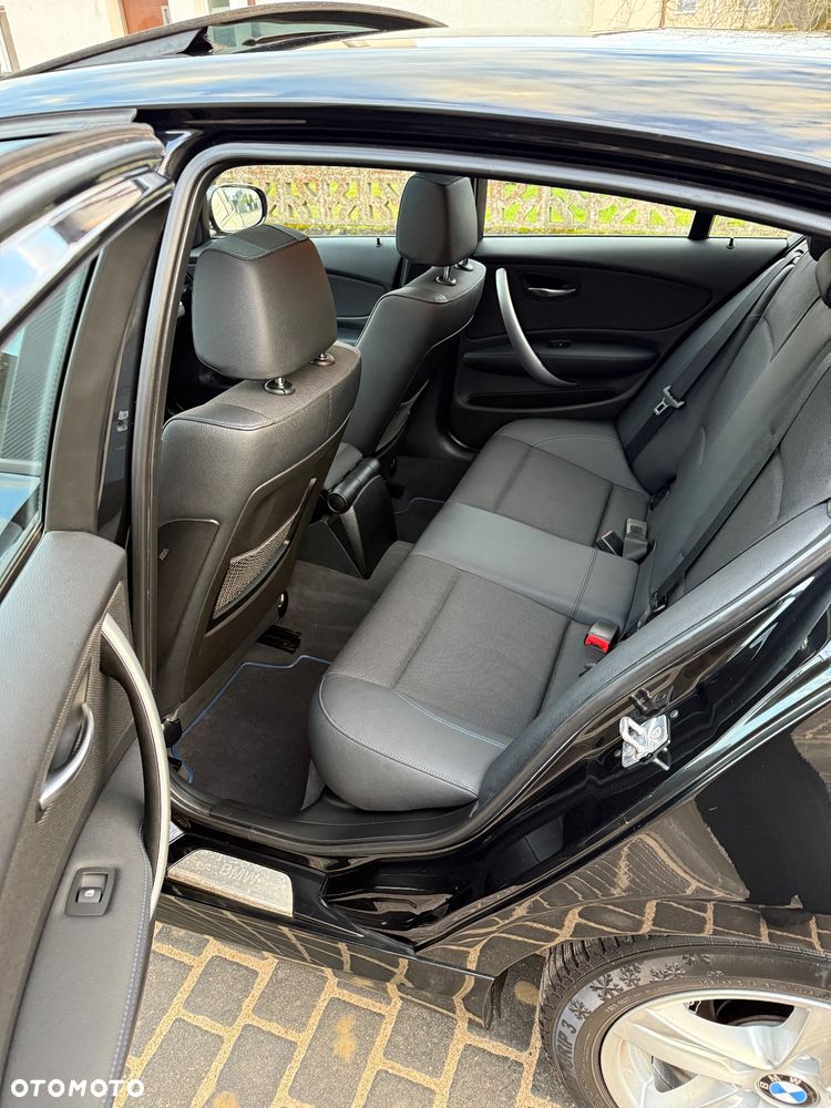 BMW Seria 1 120d DPF Edition Sport - 13