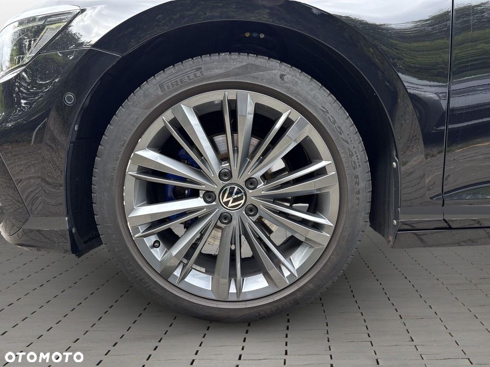 Volkswagen Passat - 34