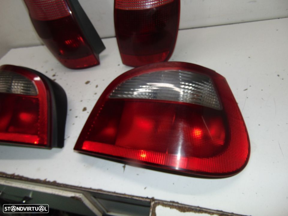 Fiat punto/ Renault megane farolins trás - 5