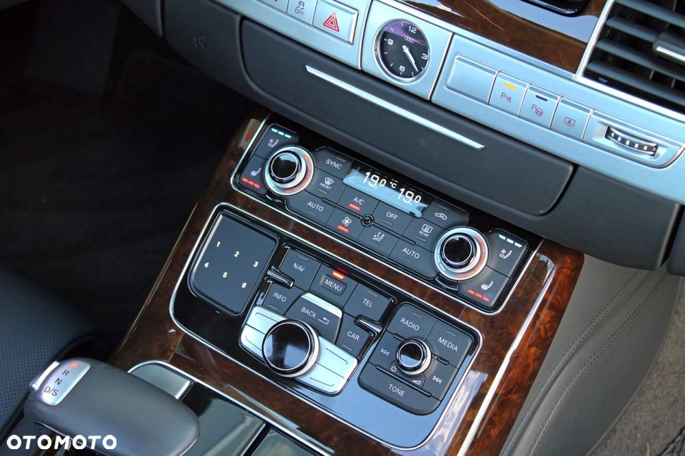 Audi A8 4.0 TFSI cylinder on demand quattro tiptronic - 16