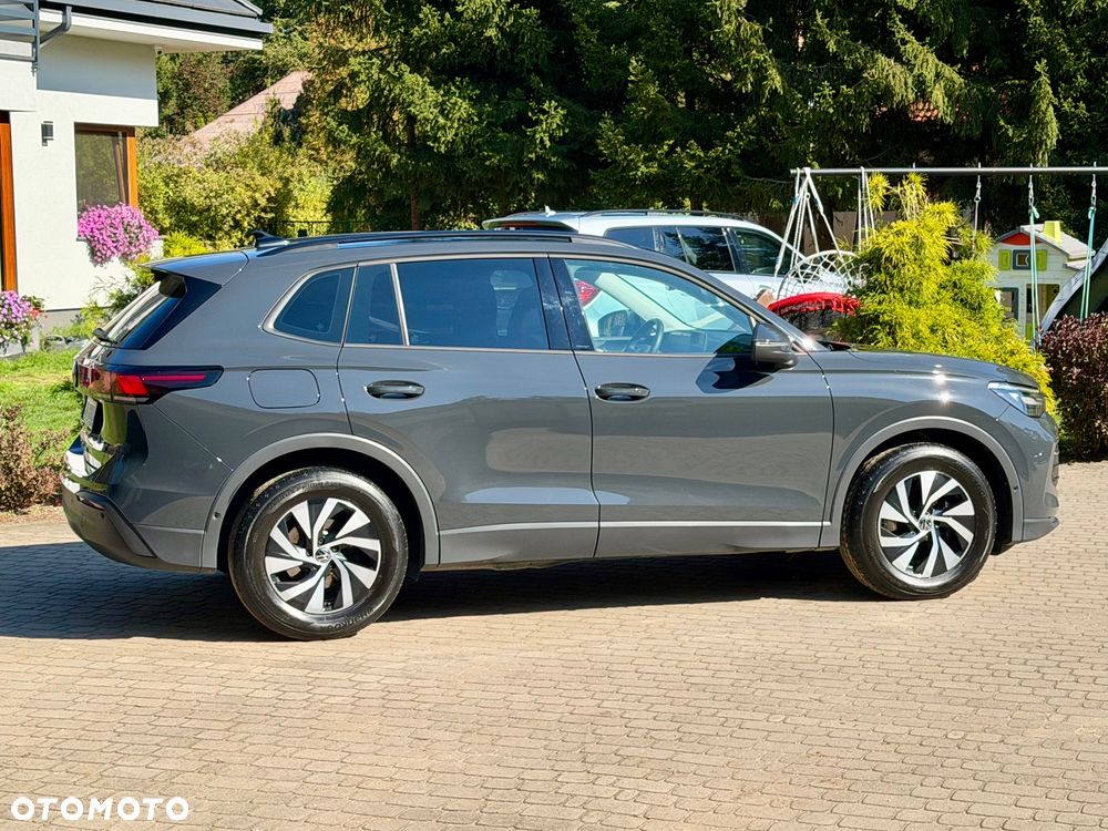 Volkswagen Tiguan 2.0 TDI Elegance DSG - 6