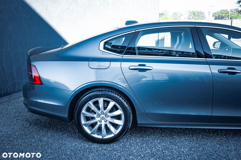 Volvo S90 - 11