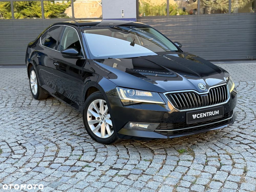 Skoda Superb 2017 photo 3