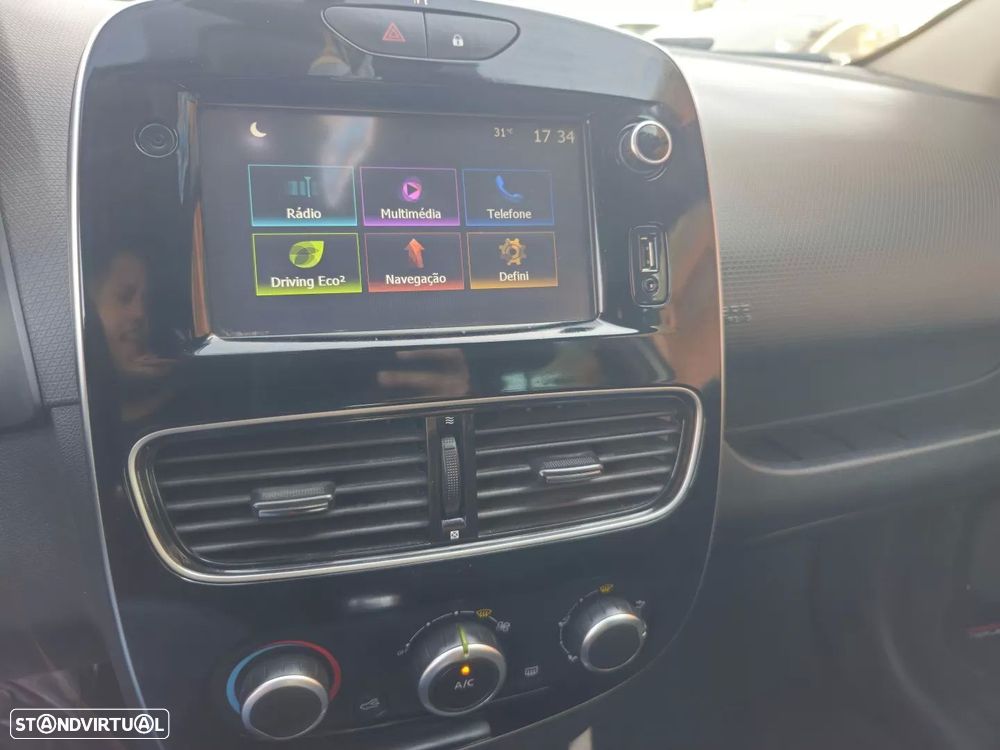Renault Clio 1.5 dCi Limited - 10