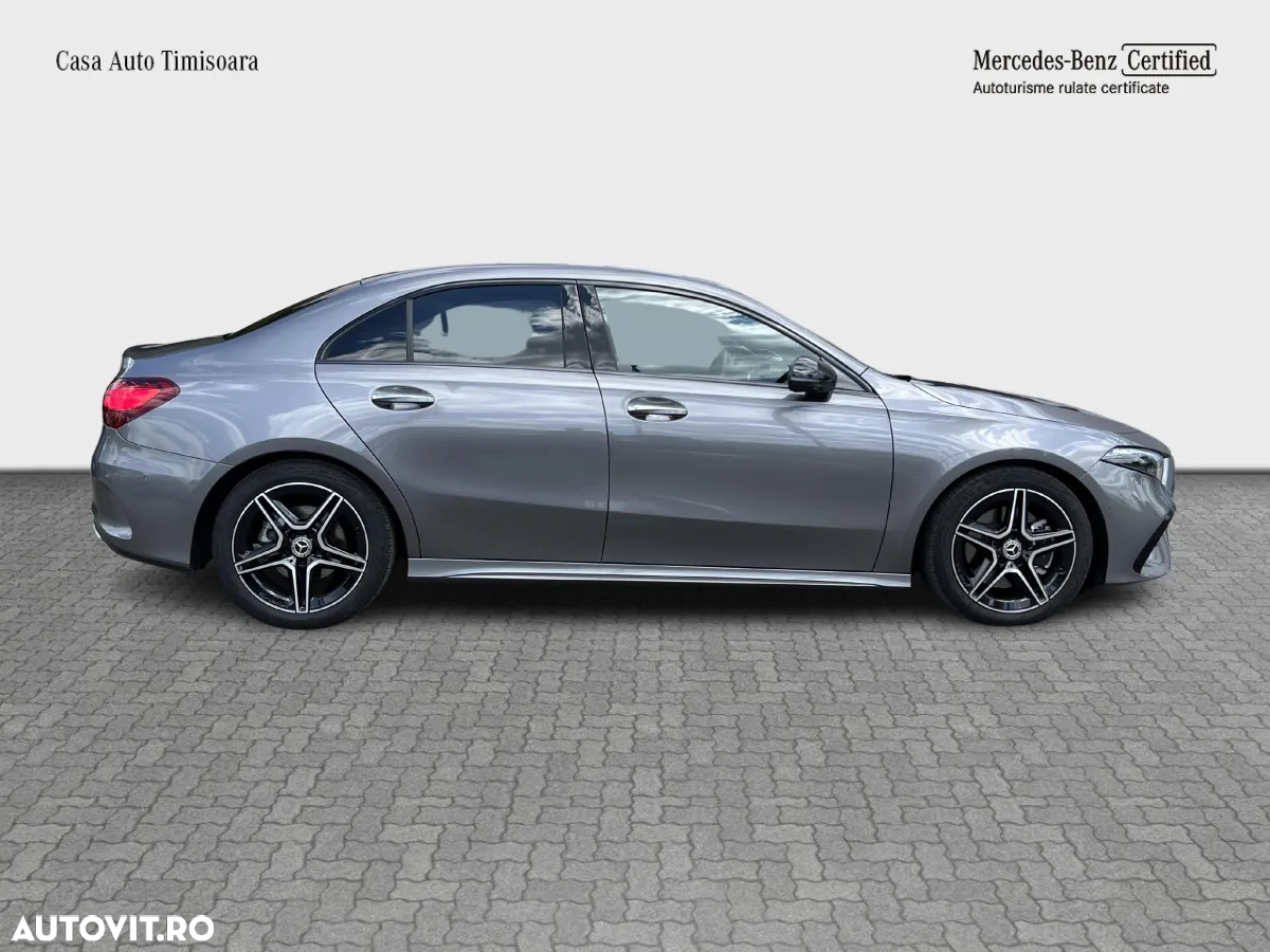 Mercedes-Benz A 220 4MATIC Sedan Aut. - 7