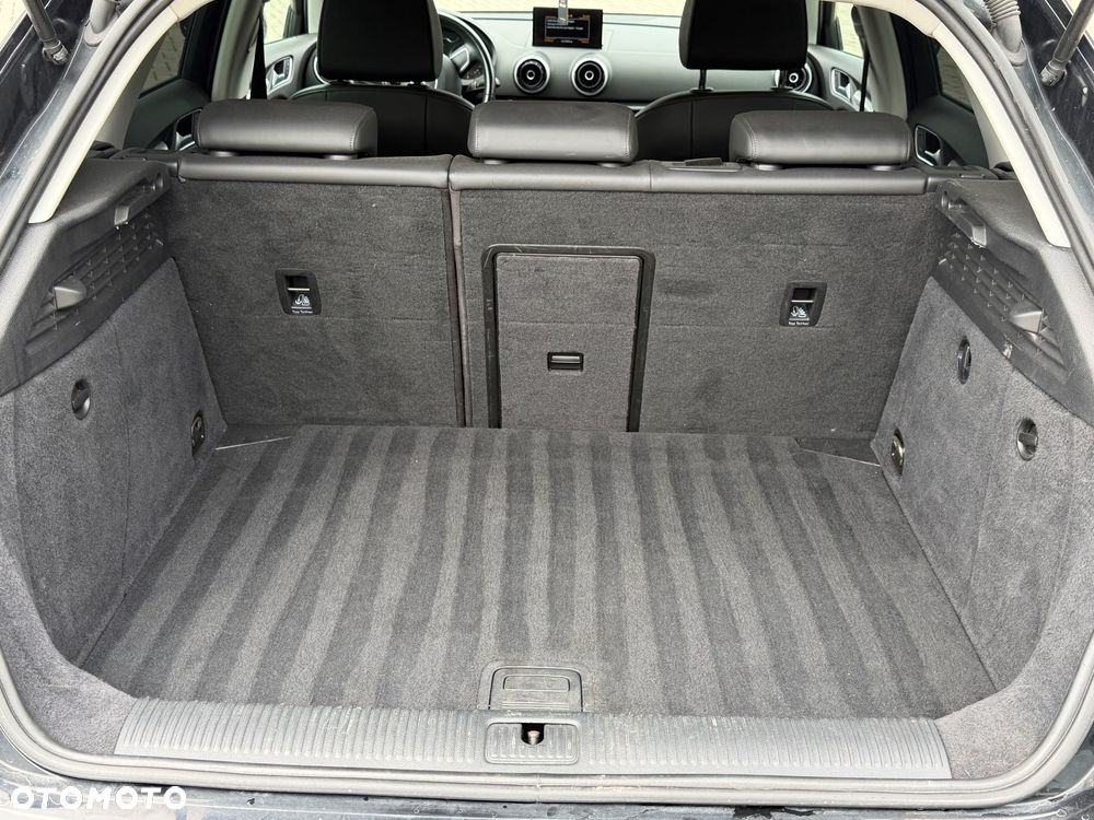 Audi A3 Sportback - 10