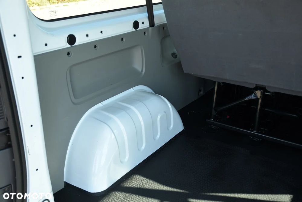 Renault Trafic Passenger L2H1 Expression - 20