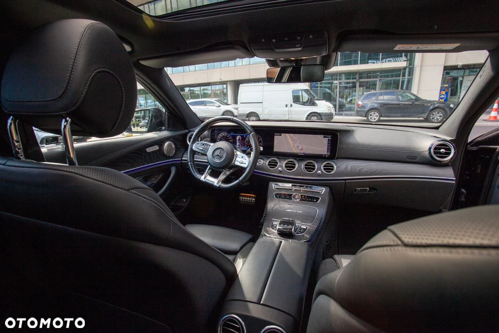 Mercedes-Benz Klasa E AMG 63 4-Matic+ - 11