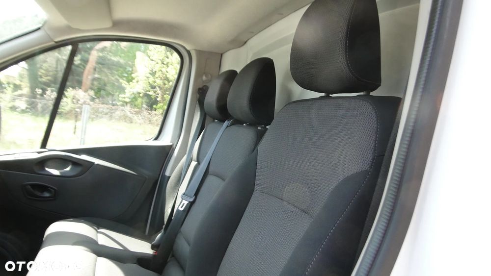 Renault Trafic - 13