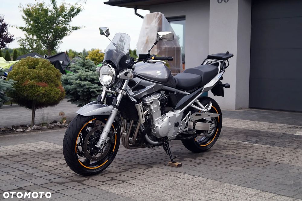 Suzuki Bandit - 2