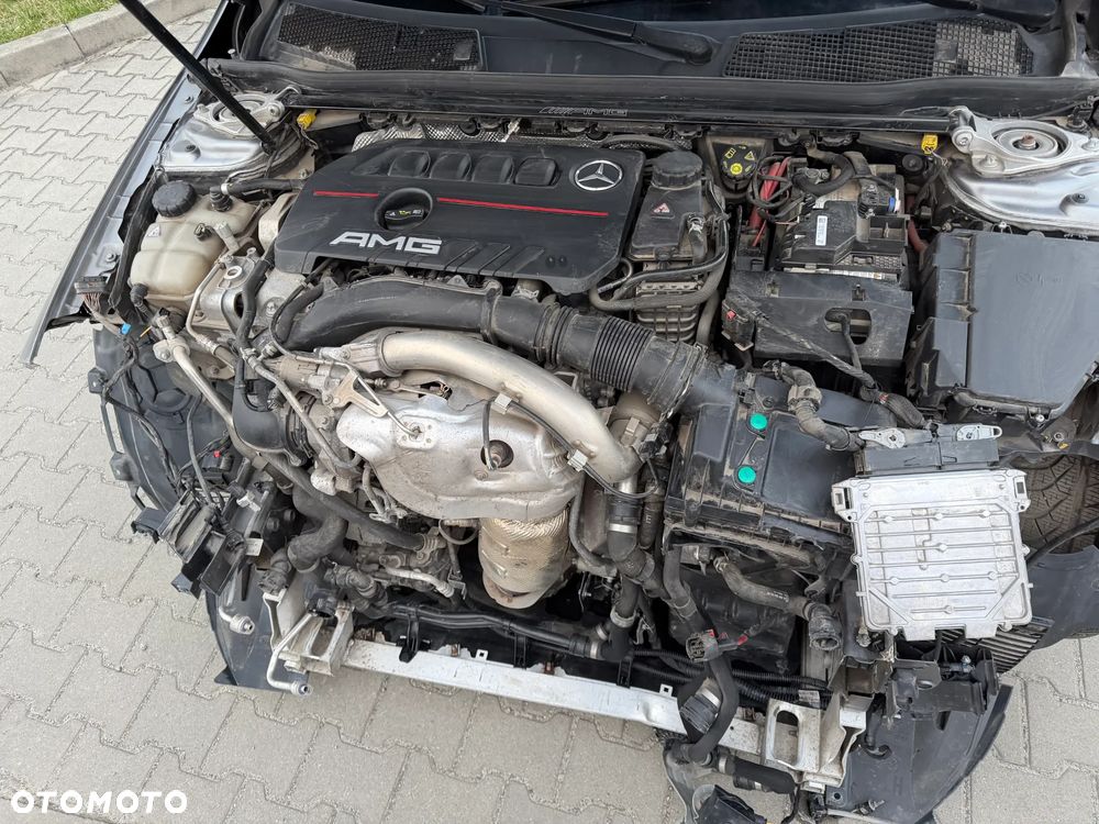 Mercedes-Benz CLA AMG 35 4-Matic 7G-DCT - 25