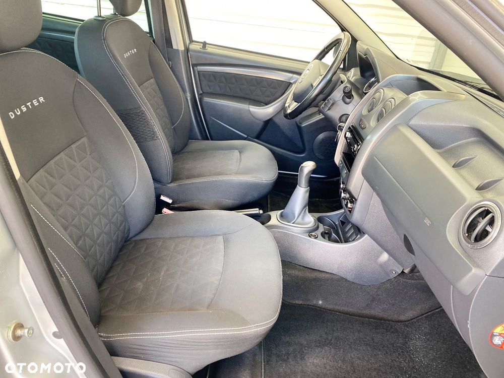 Dacia Duster 1.6 Laureate - 12
