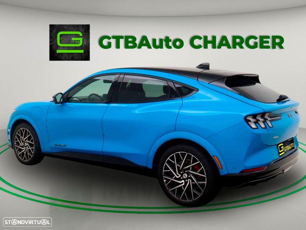 Ford Mustang Mach-E GT AWD - 27