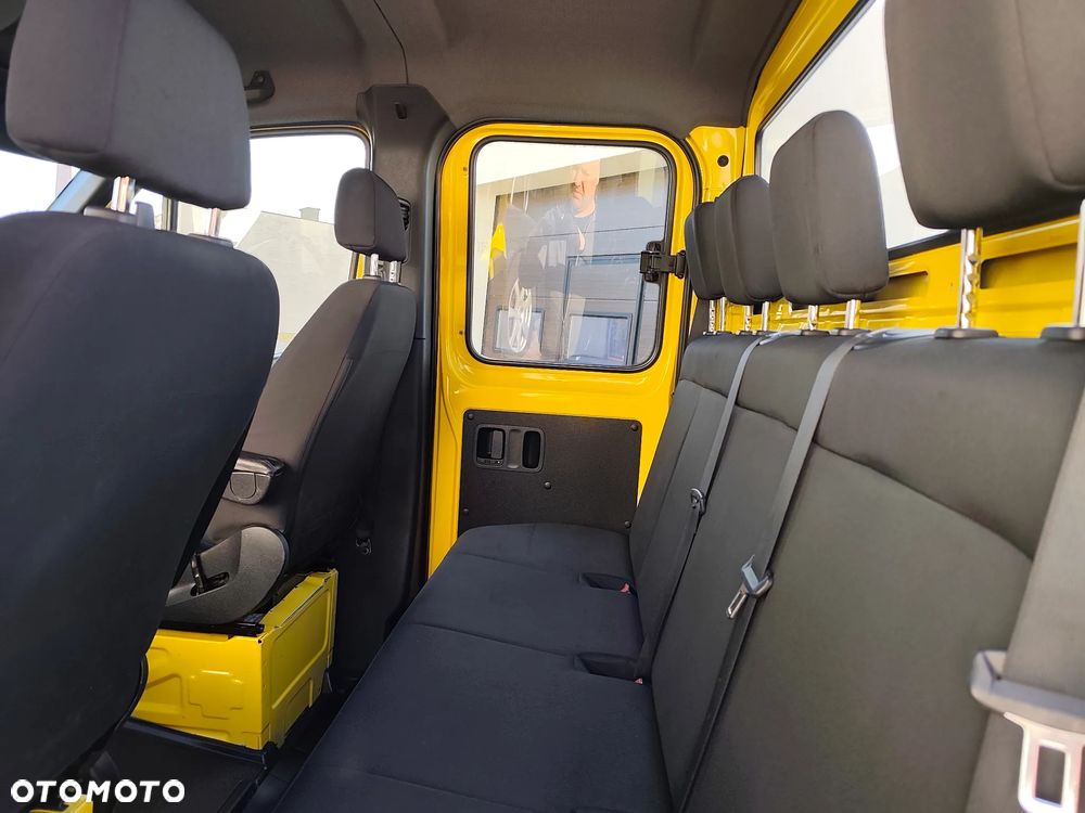 Mercedes-Benz SPRINTER 317 CDI 170KM MAXI LONG DOKA 6OSOBOWA SKRZYNIA KAMERA KLIMATRONIC NAVI COMMAND INTERNET HAK 3500 KG TEMPOMAT cały w oryginale Fotele KOMFORTY podgrzewane - 40