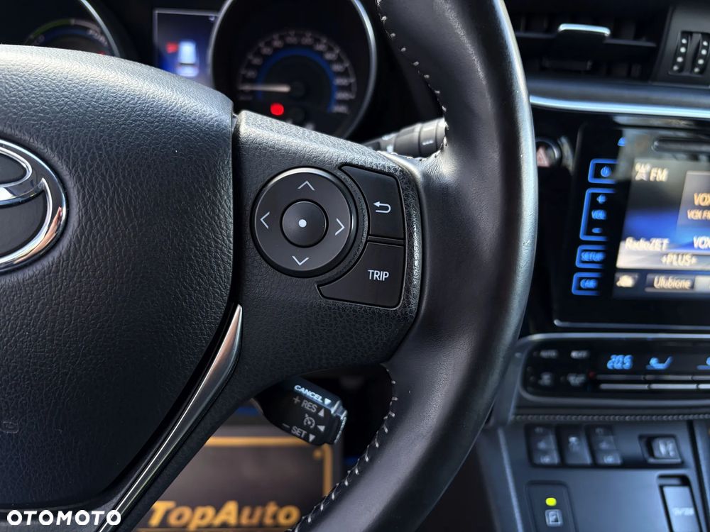 Toyota Auris 1.8 HSD Prestige - 25