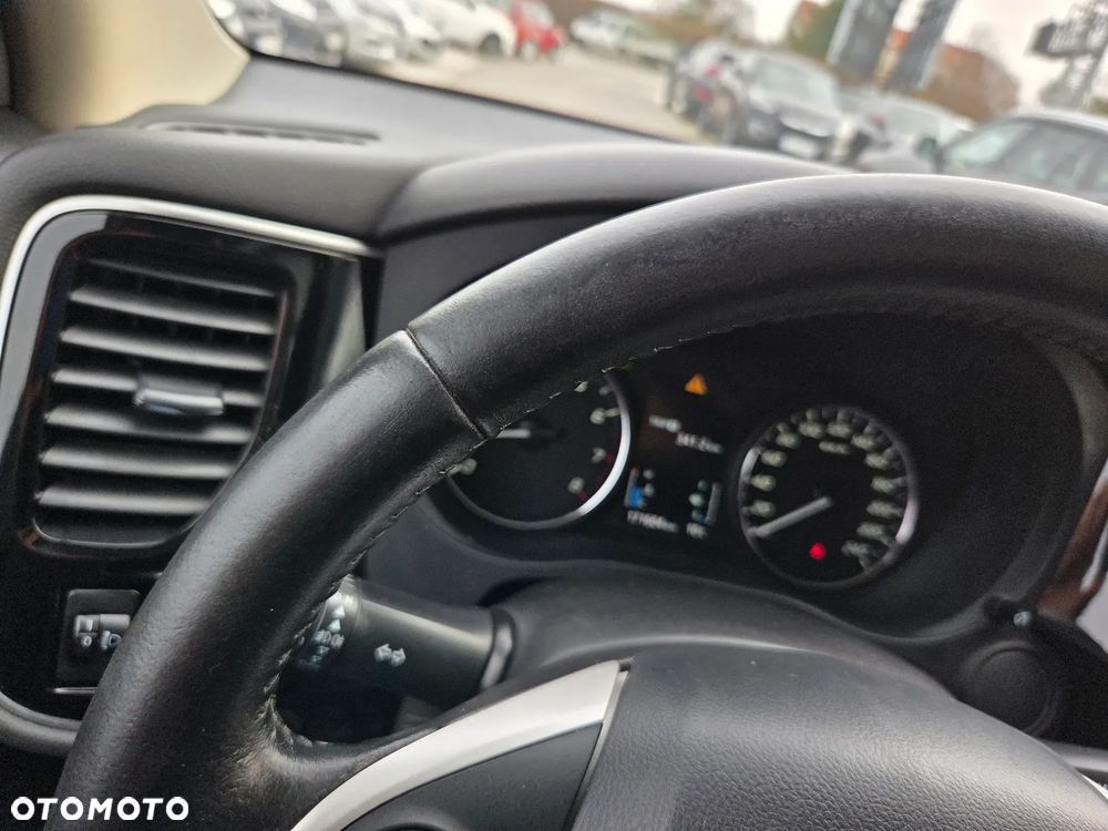 Mitsubishi Outlander 2.0 City Style 2WD - 34