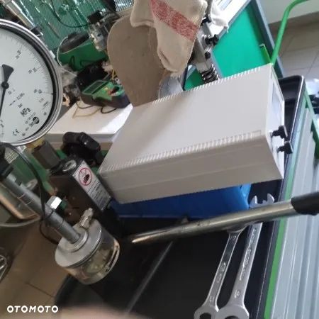 EPS 100 próbnik Bosch test wtryskiwacza - piezo odpowietrzania - 39