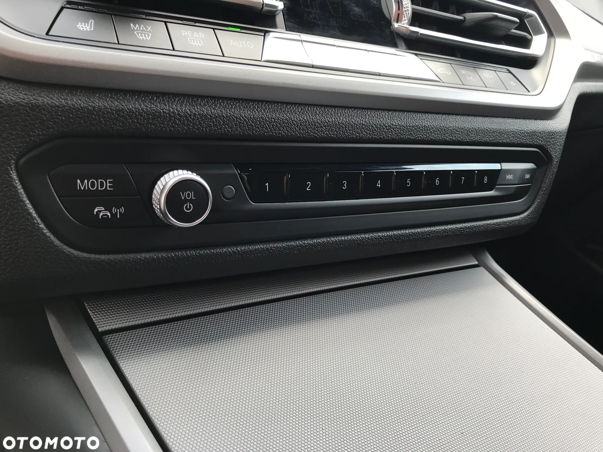 BMW Seria 3 320i xDrive Advantage sport - 32
