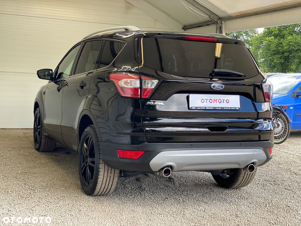 Ford Kuga 2.0 TDCi FWD Titanium - 32