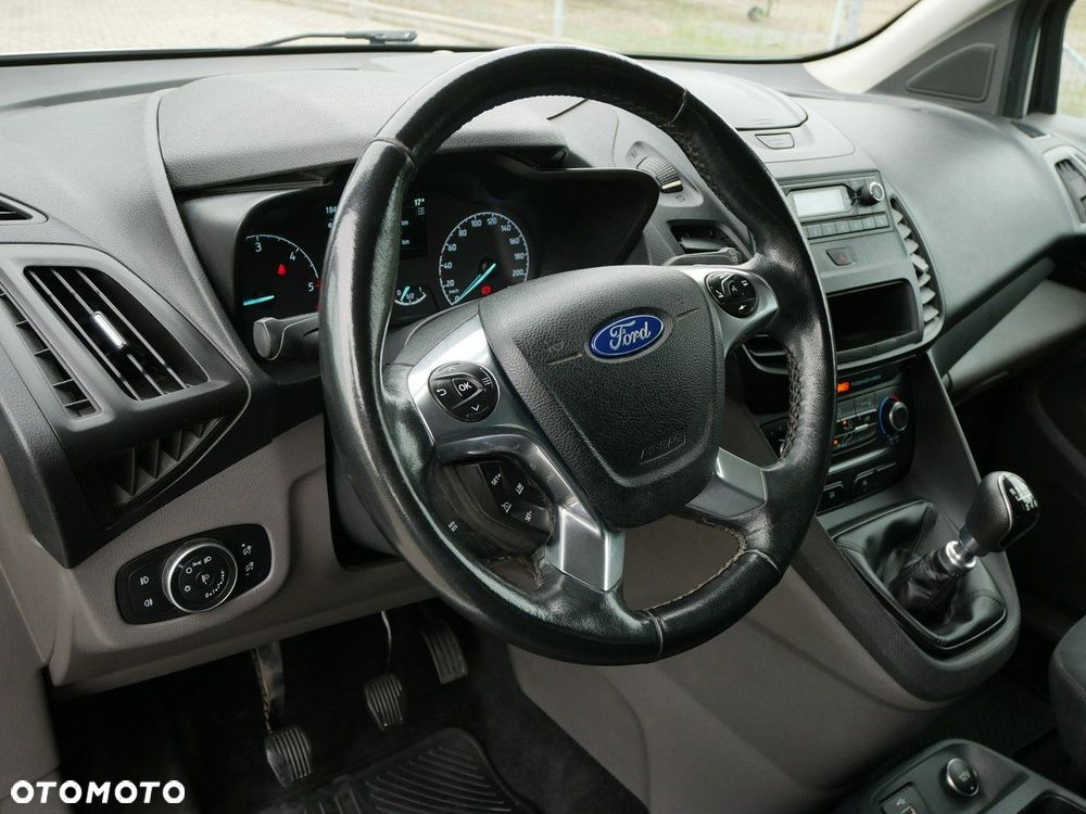 Ford Transit Connect - 14