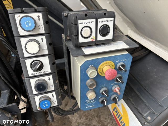 Nissan NT400 Śmieciarka Euro 6 + 5m3 + 3.5t + kat. B - 17
