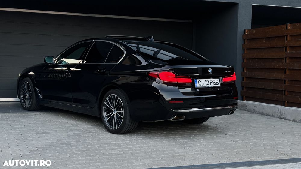 BMW Seria 5 530e Aut. Luxury Line - 3