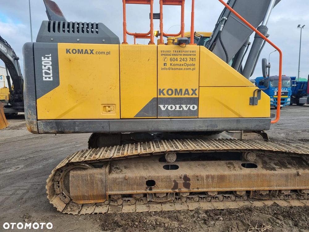 Volvo 250 - 4