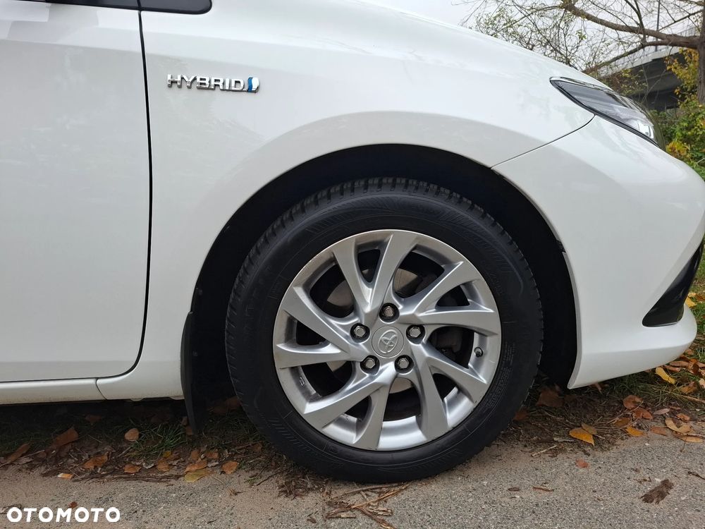 Toyota Auris 1.8 HSD Luna - 19