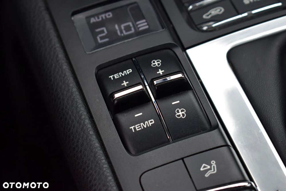 Porsche Macan Standard - 23