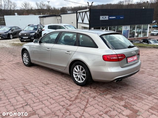 Audi A4 Avant 2.0 TDI - 17