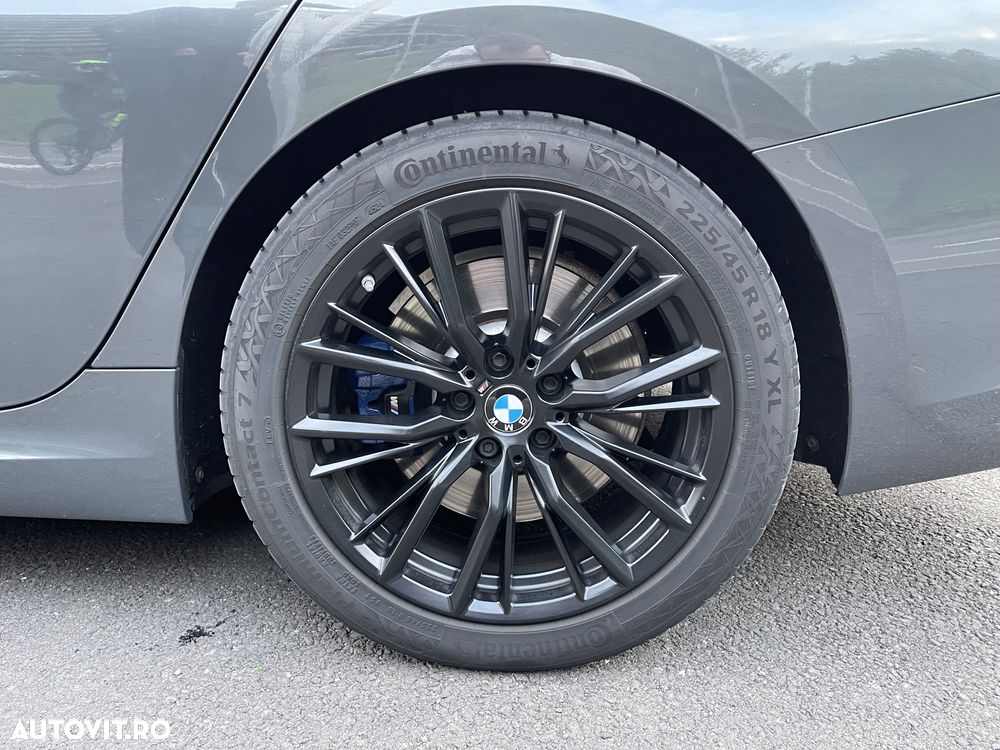BMW Seria 3 330i AT - 10
