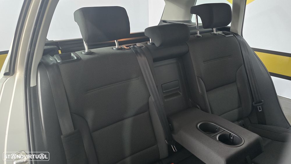 VW Golf Variant 1.6 TDi Confortline - 22