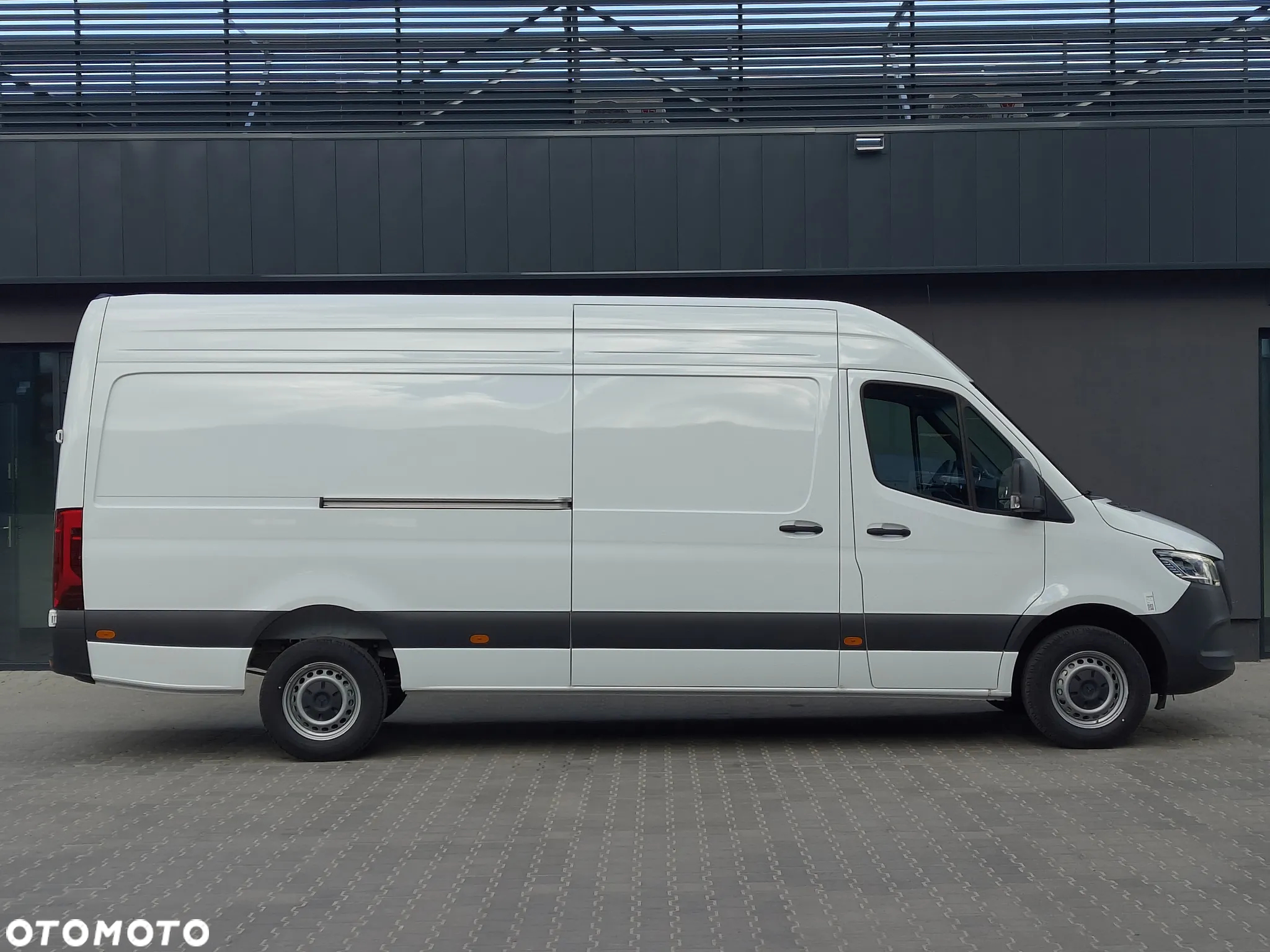Mercedes-Benz Sprinter - 6
