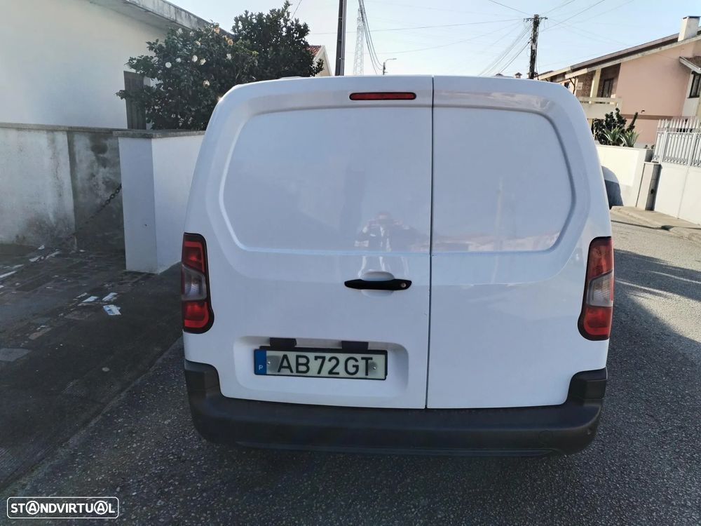 Peugeot Partner 1.5HDI iva já incluído 3LG 100 cvs - 8