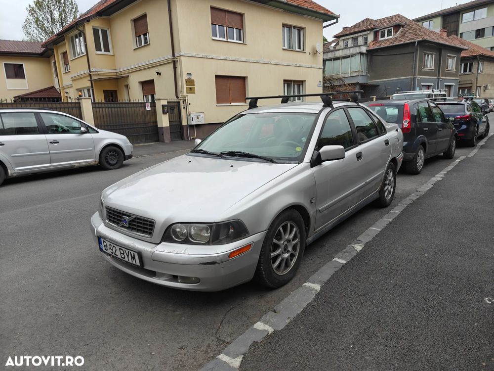 Volvo S40 2.0T - 4