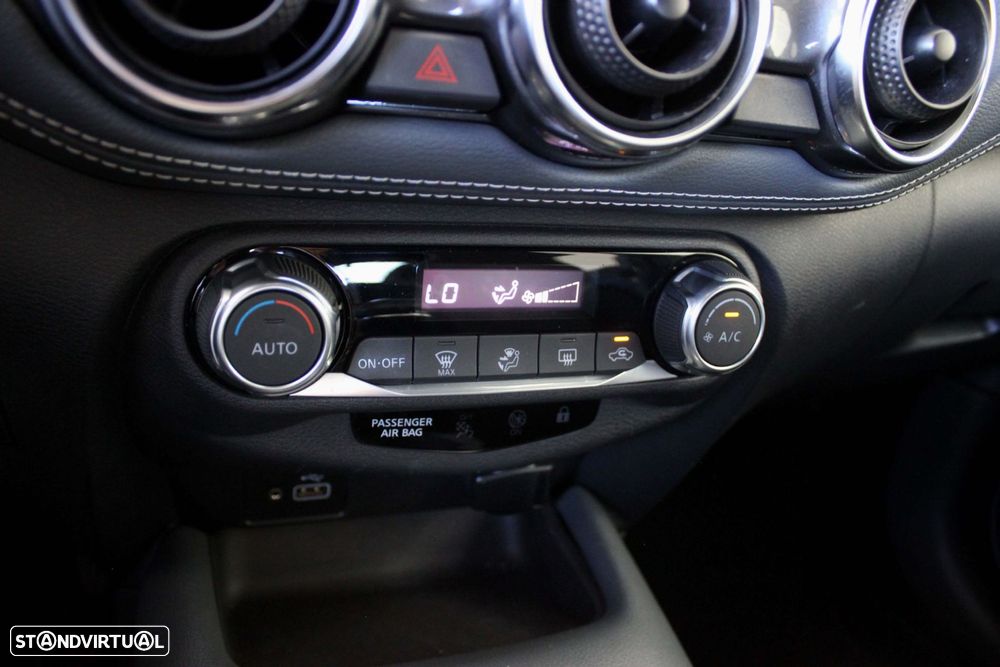 Nissan Juke 1.0 DIG-T N-Connecta NAV. - 32