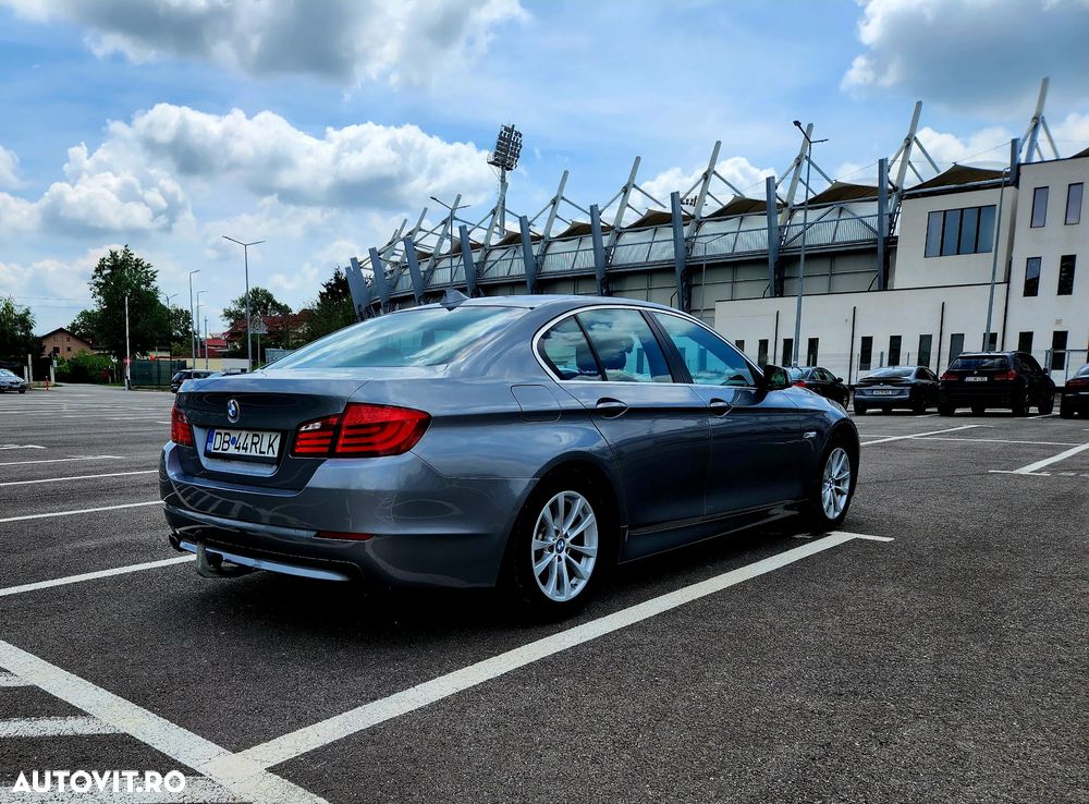 BMW Seria 5 525d Sport-Aut. - 6