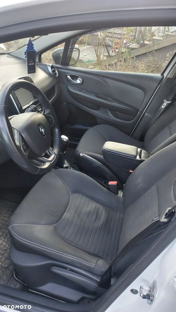 Renault Clio 1.2 16V Limited - 9