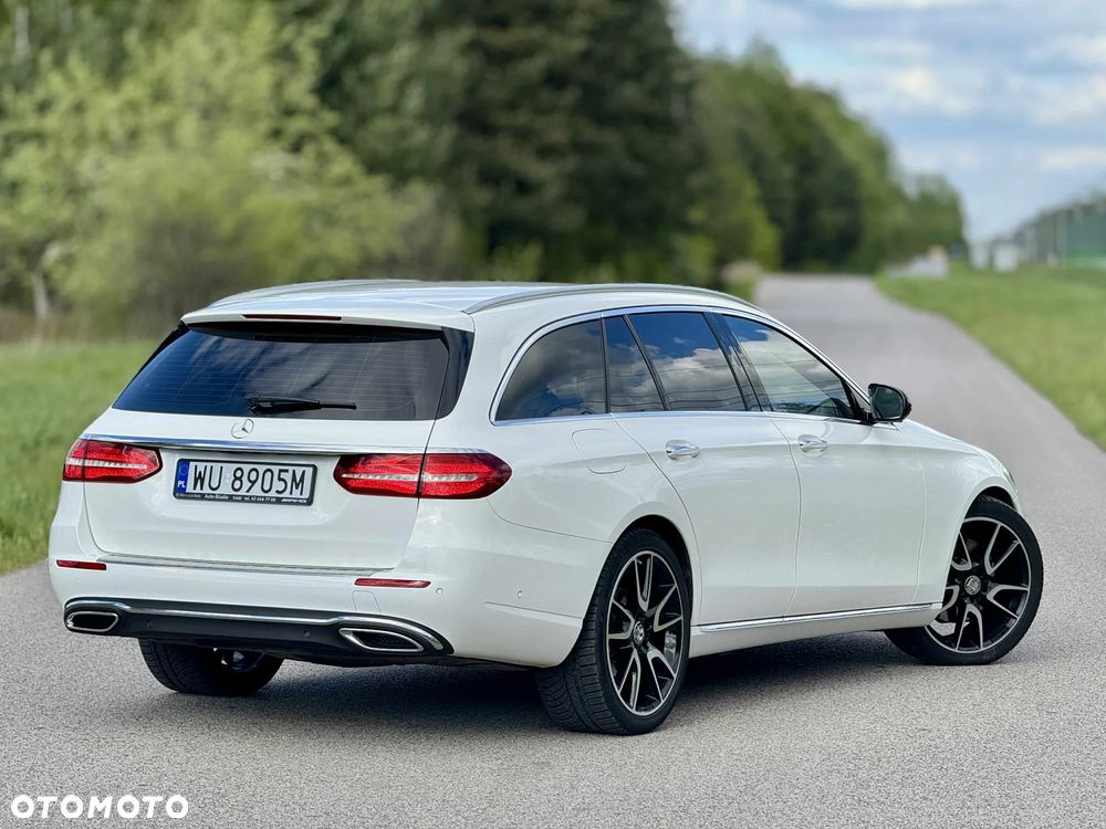 Mercedes-Benz Klasa E 220 d 9G-TRONIC - 3