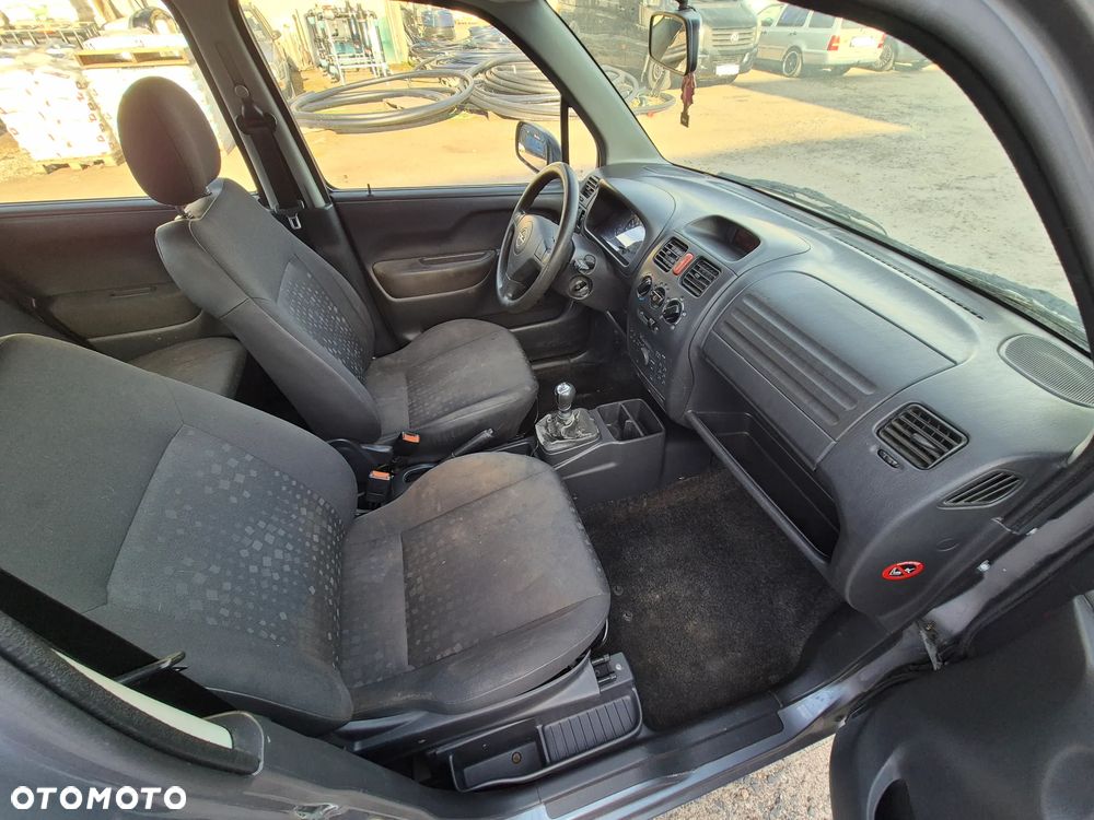 Opel Agila - 6